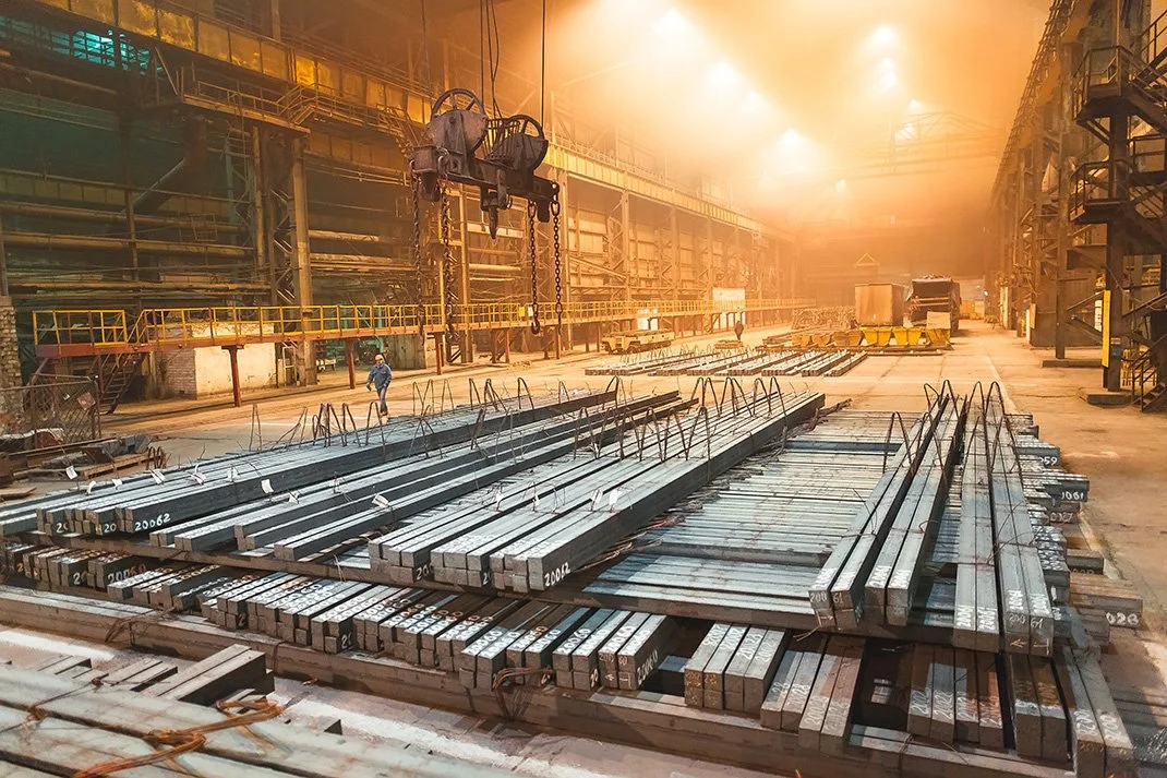 Welder in PAPR welding stainless steel, a common source of hexavalent chromium exposure